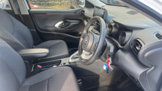 Toyota Yaris 1.5 Hybrid Design 5dr CVT Hybrid Hatchback